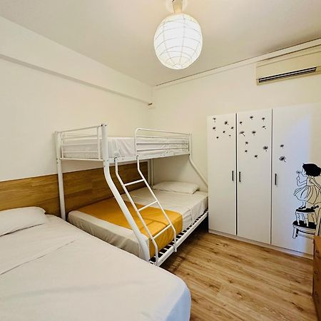 Punta Me Rooms In Madrid Downtown Extérieur photo