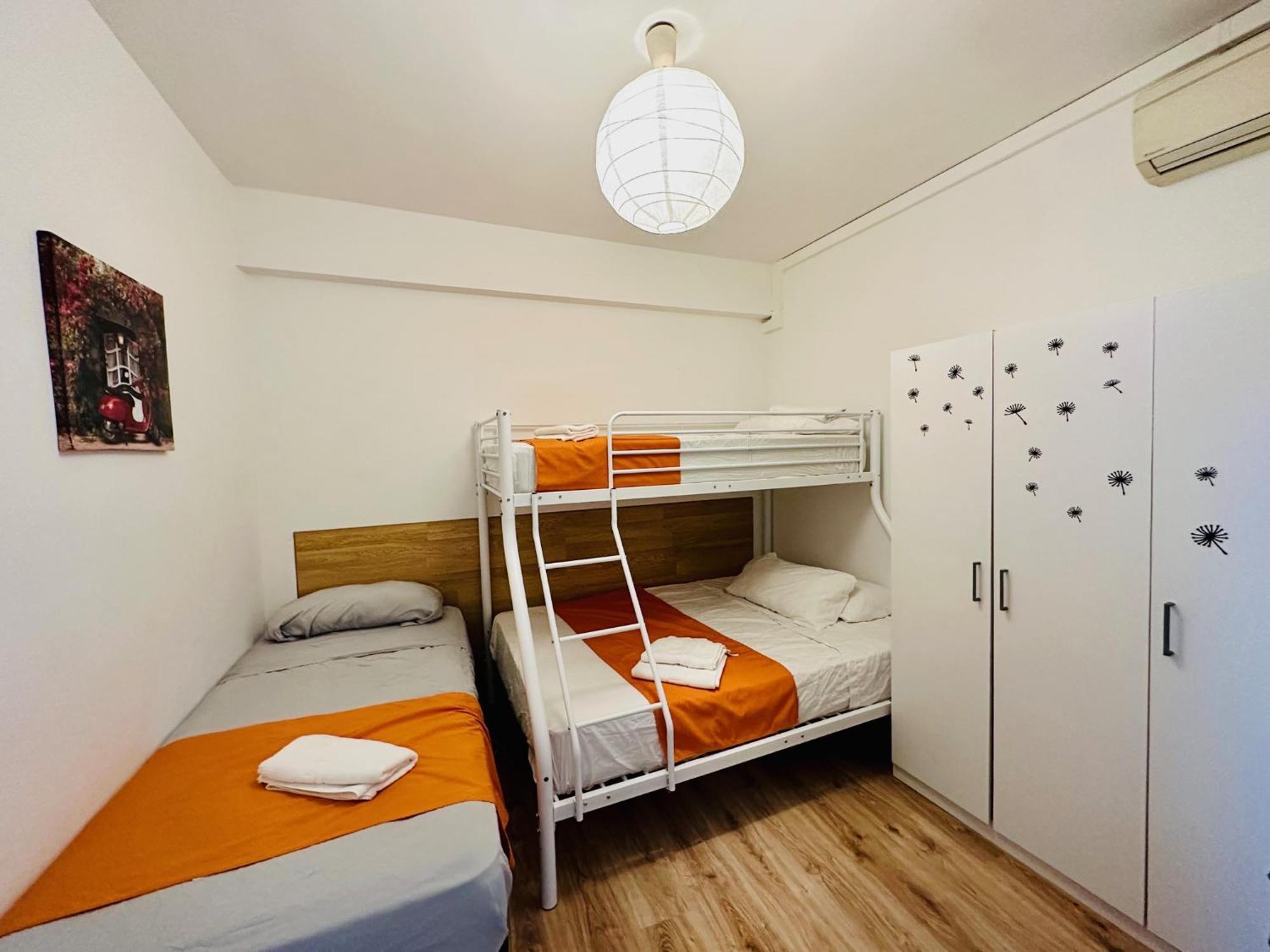 Punta Me Rooms In Madrid Downtown Extérieur photo