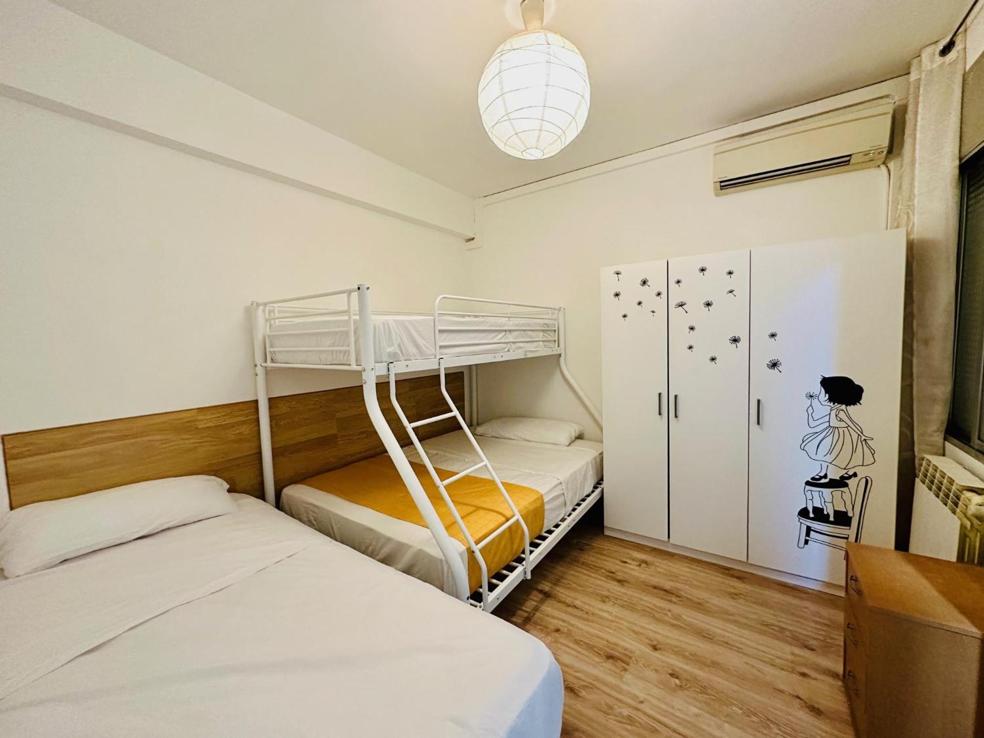 Punta Me Rooms In Madrid Downtown Extérieur photo