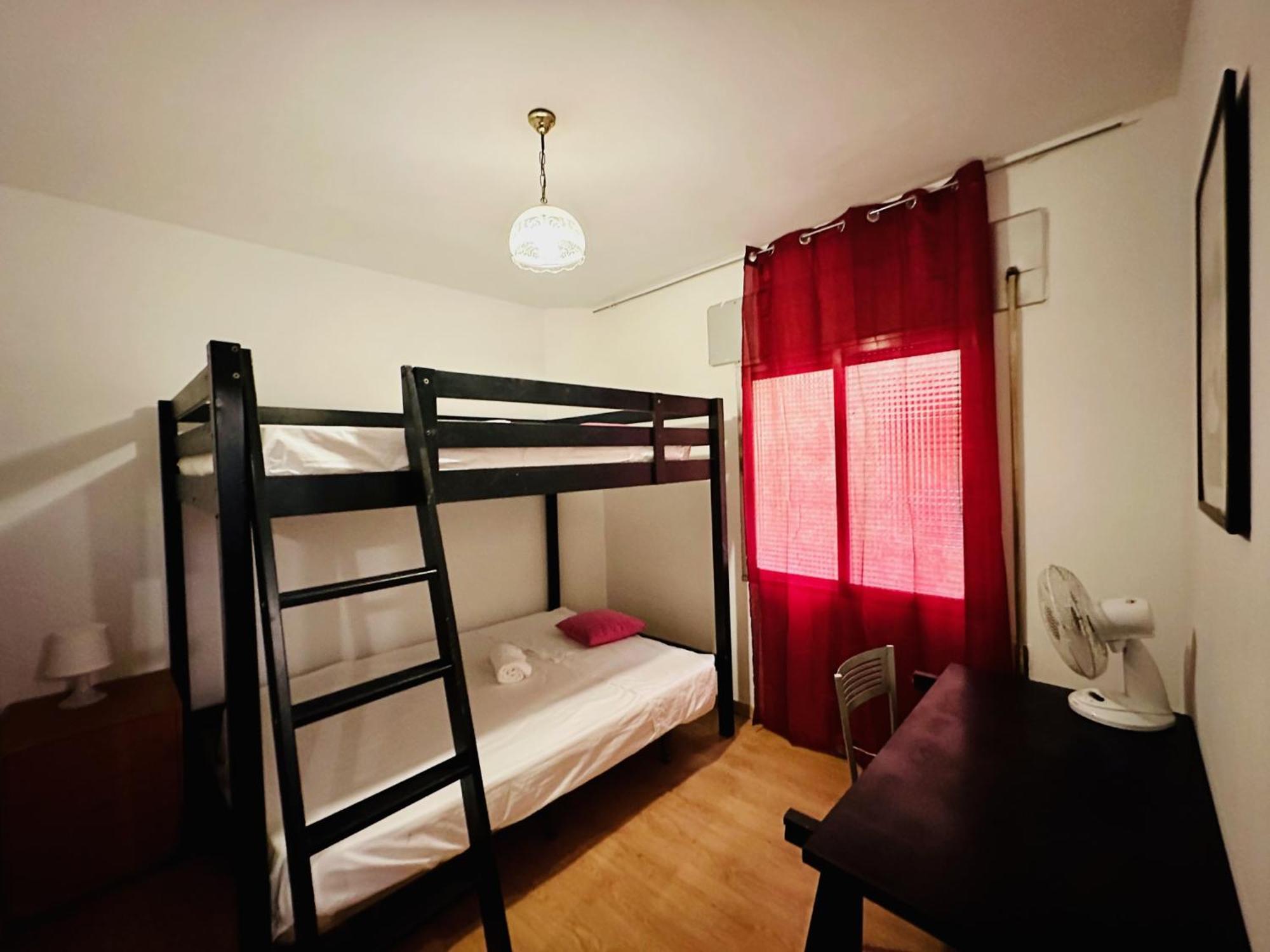 Punta Me Rooms In Madrid Downtown Extérieur photo