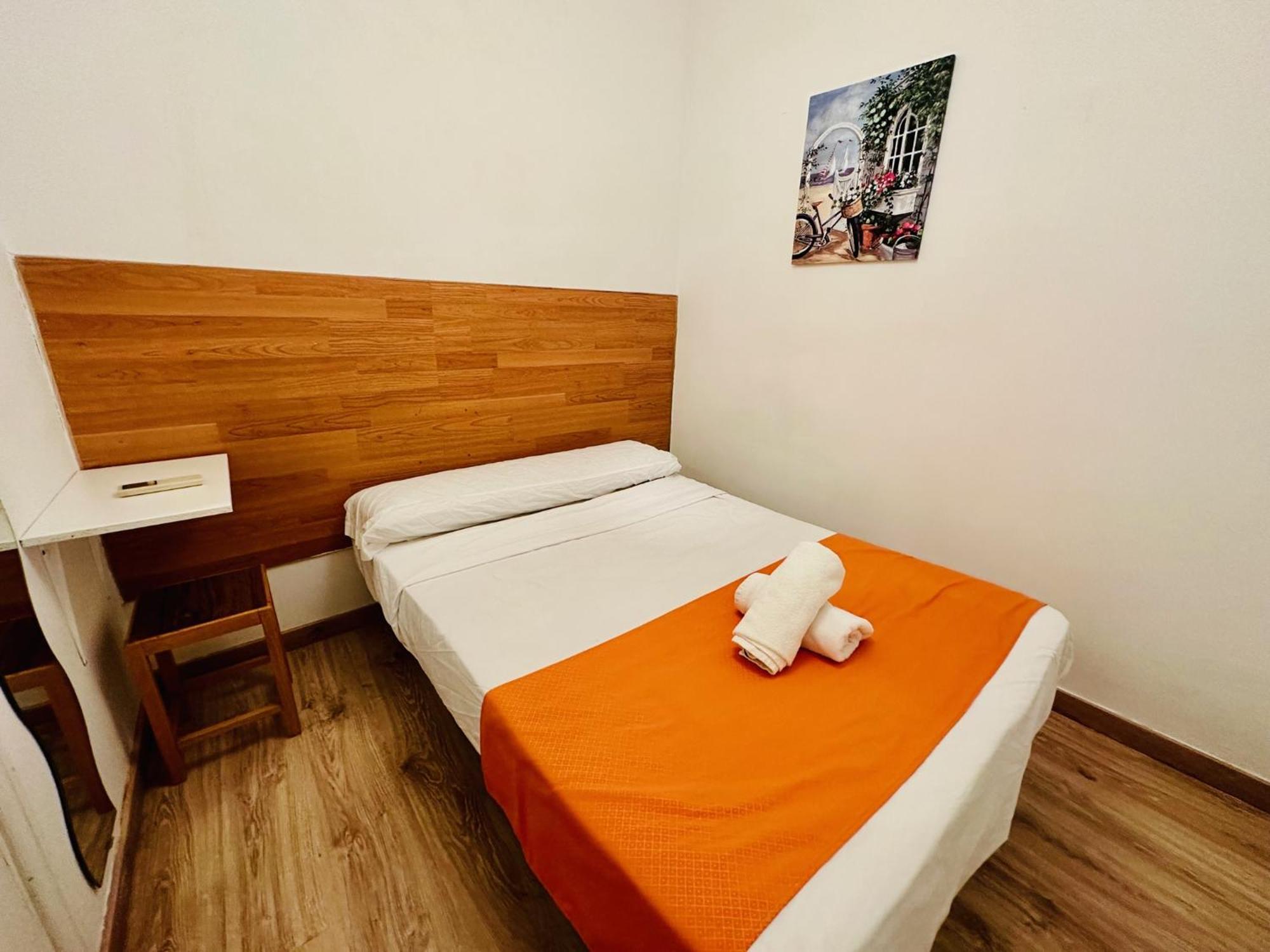 Punta Me Rooms In Madrid Downtown Extérieur photo